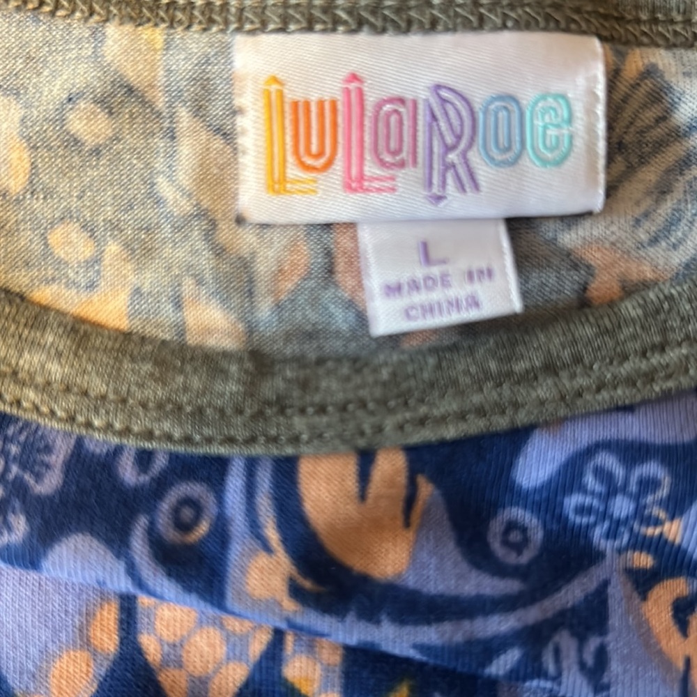 Lularoe - Picture 2 of 2